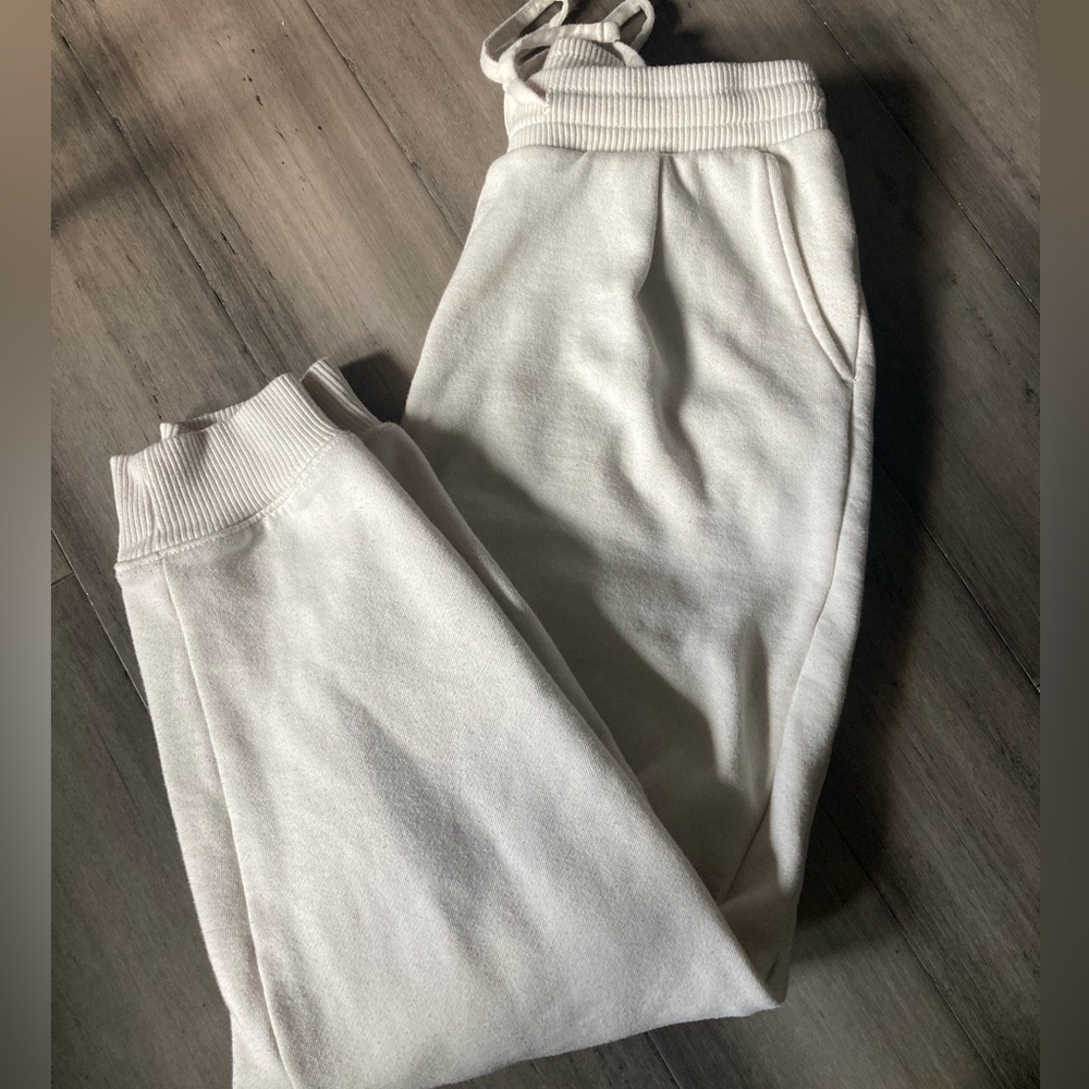 sweatpants